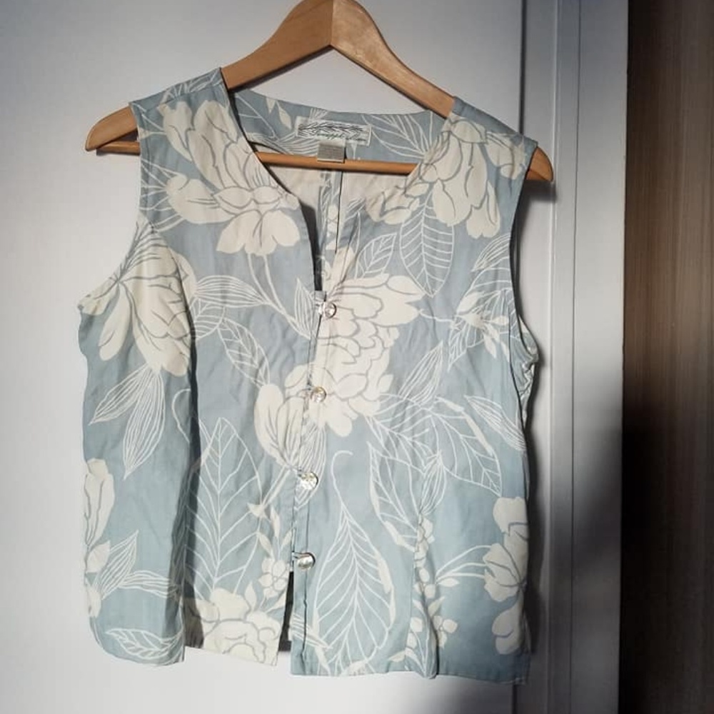 Pineapple Moon Floral Sleeveless Silk Top